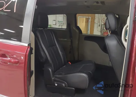 2013 Chrysler Town & Country Touring из США, поврежденный, VIN 2C4RC1BG7DR744429